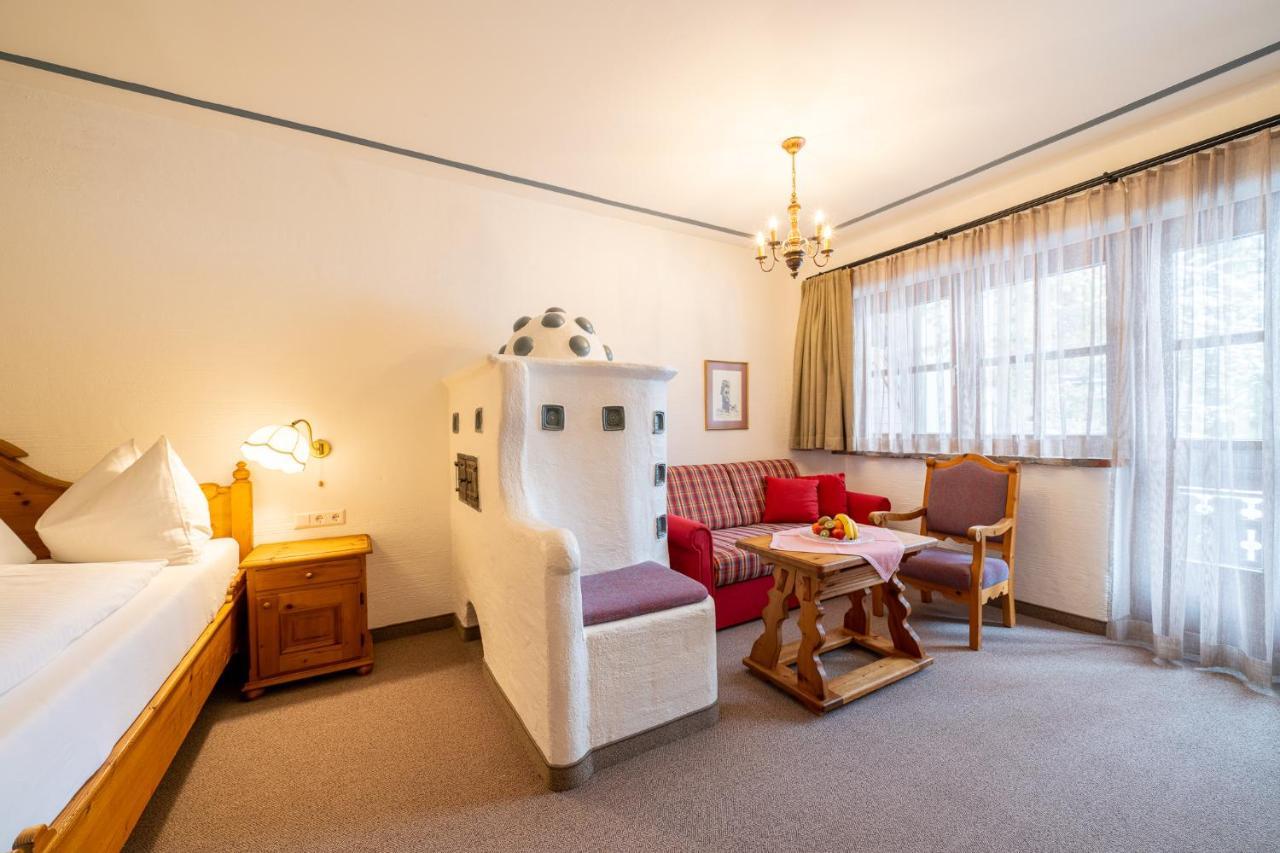 Hotel Trattlerhof Бад Кляйнкирххайм Экстерьер фото