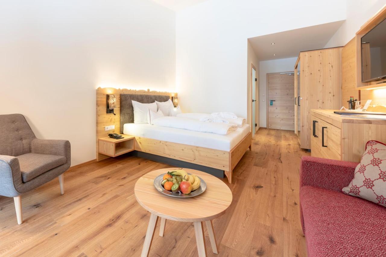 Hotel Trattlerhof Бад Кляйнкирххайм Экстерьер фото