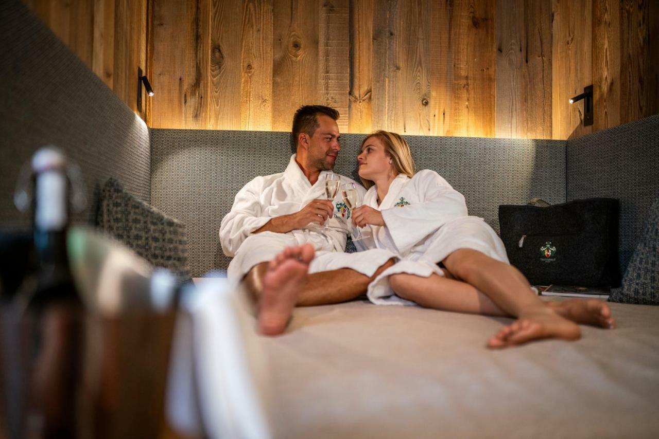 Hotel Trattlerhof Бад Кляйнкирххайм Экстерьер фото