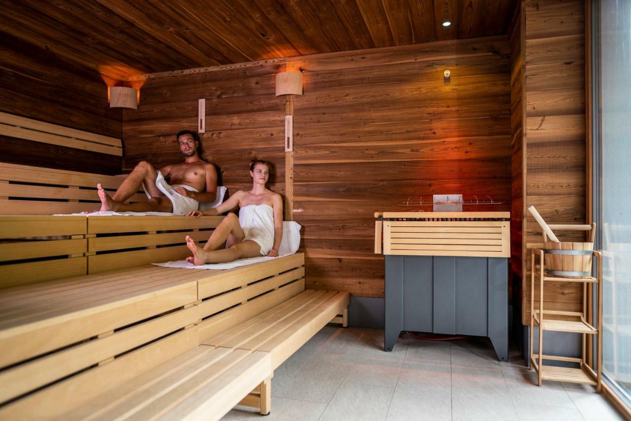 Hotel Trattlerhof Бад Кляйнкирххайм Экстерьер фото